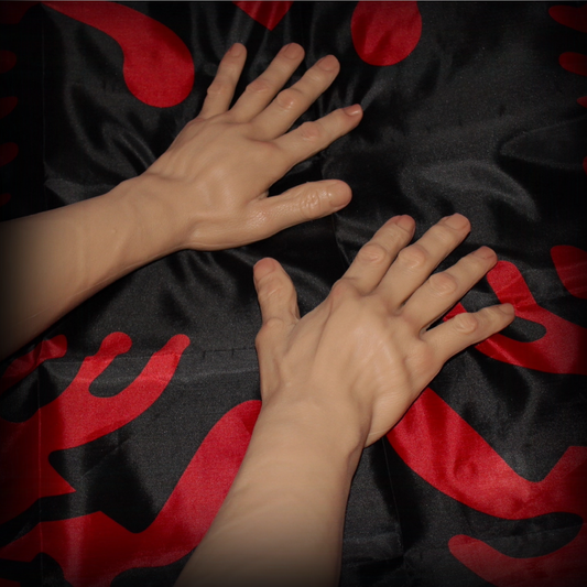 M10 : Bras ultra-réaliste [de la longueur totale jusqu'au coude]